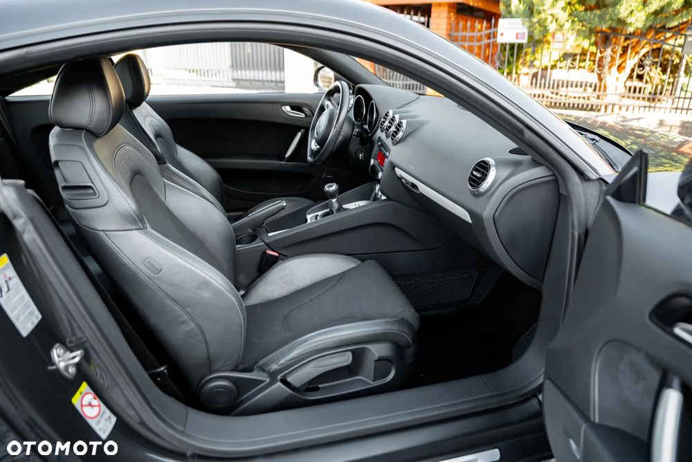 Audi TT Coupé 2.0 TFSI Progressive - 34