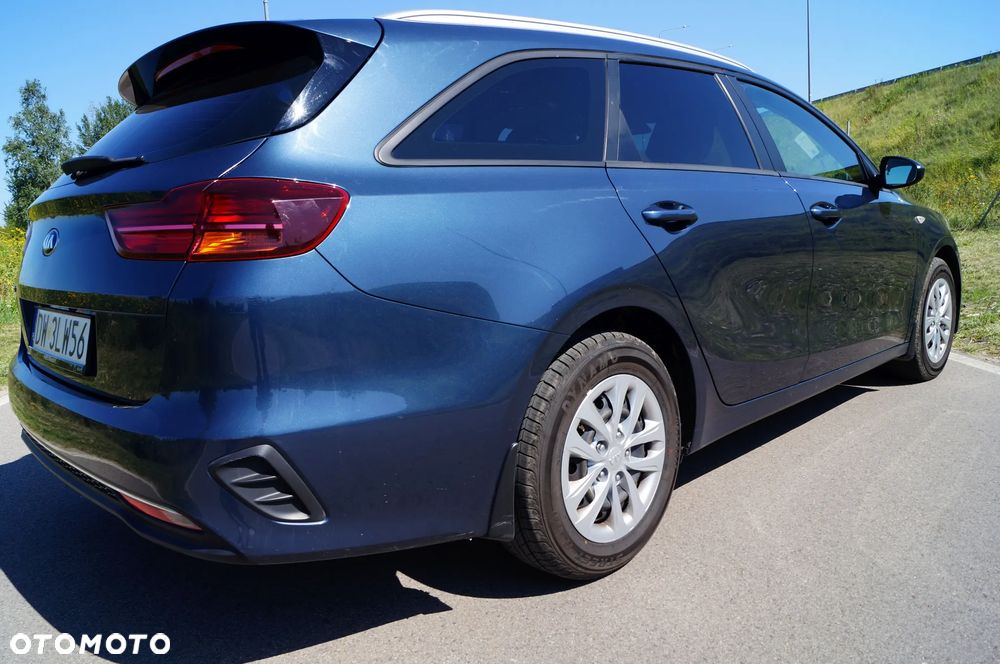 Kia Ceed 1.6 CRDi SCR L - 23