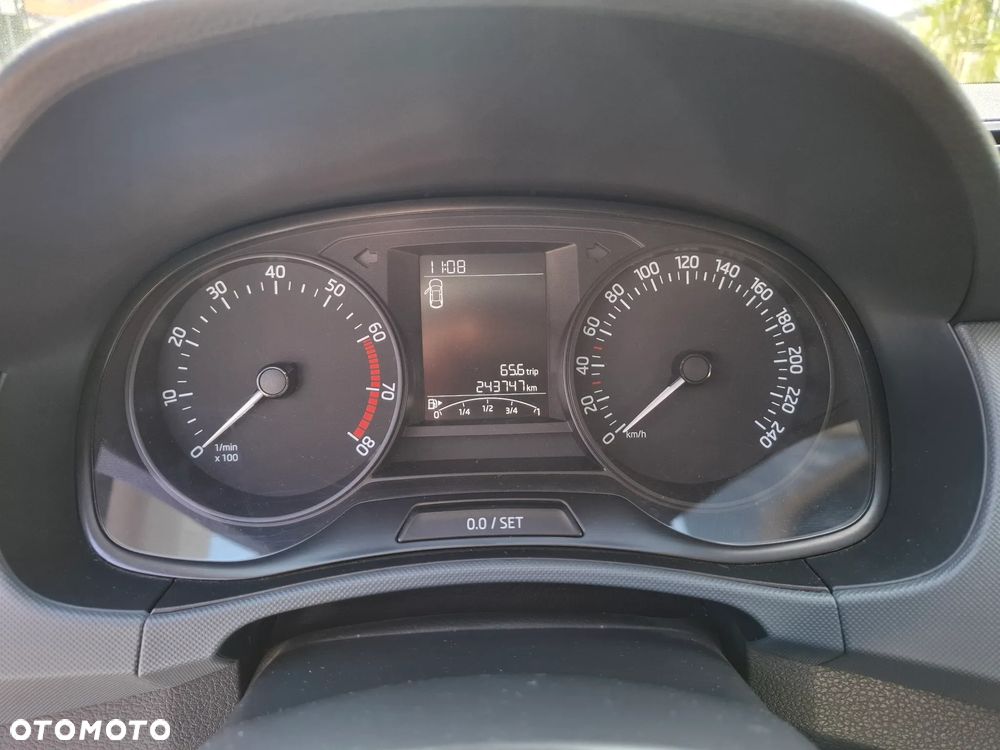 Skoda Fabia 1.0 Active - 14