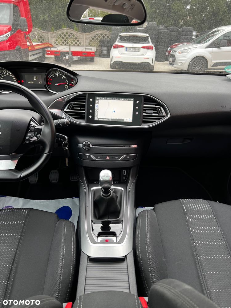 Peugeot 308 BlueHDi 150 Stop & Start Allure - 26