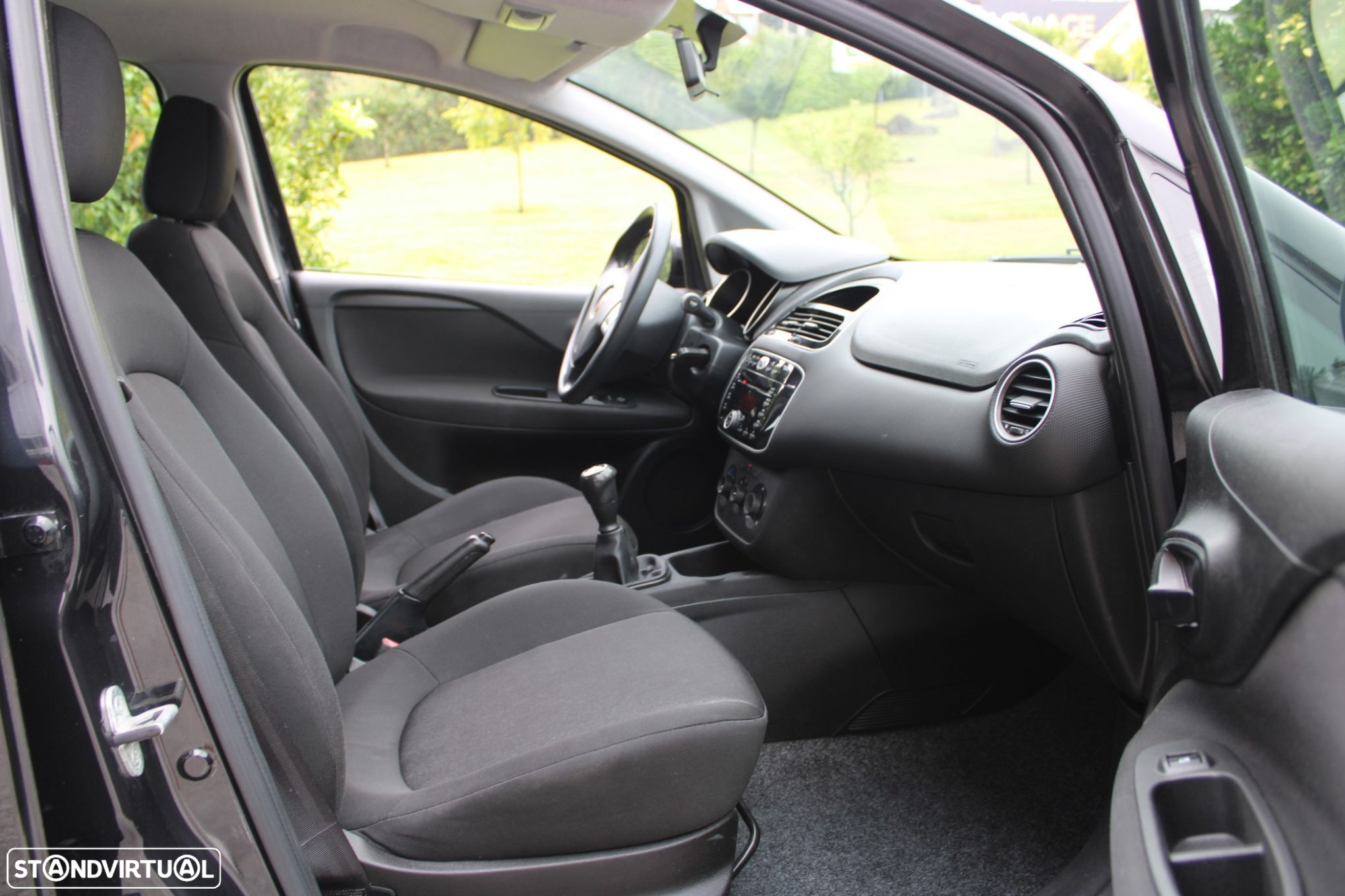 Fiat Punto 1.3 M-Jet Easy S&S - 20