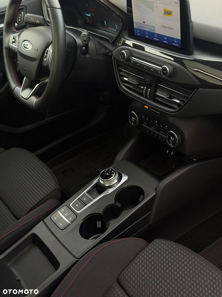 Ford Focus 2.0 TDCi ST-Line Black ASS PowerShift - 26
