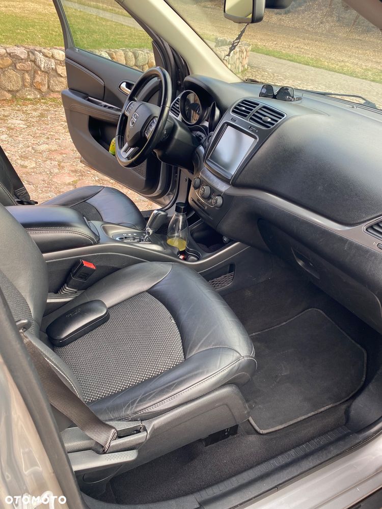 Dodge Journey - 13
