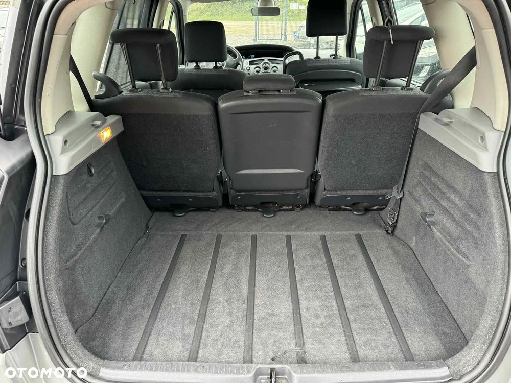 Renault Scenic 1.6 16V Emotion Plus - 21