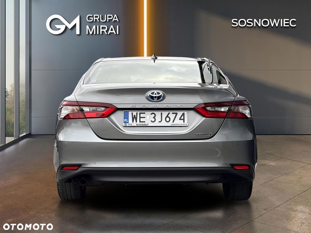 Toyota Camry 2.5 Hybrid Comfort CVT - 4