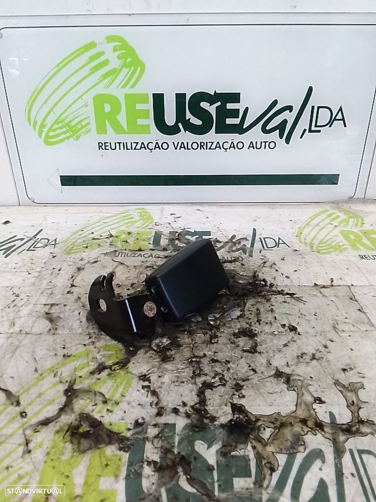 Fixador/Engate Do Cinto Tr Centro Opel Corsa D (S07) - 2
