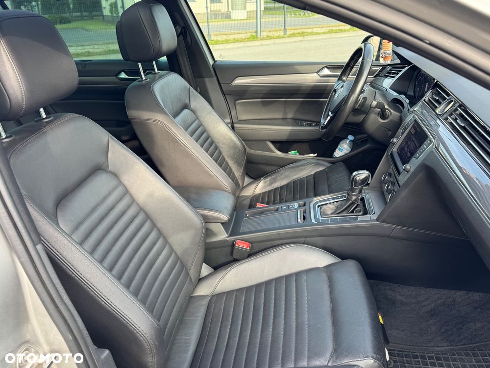 Volkswagen Passat Alltrack - 9