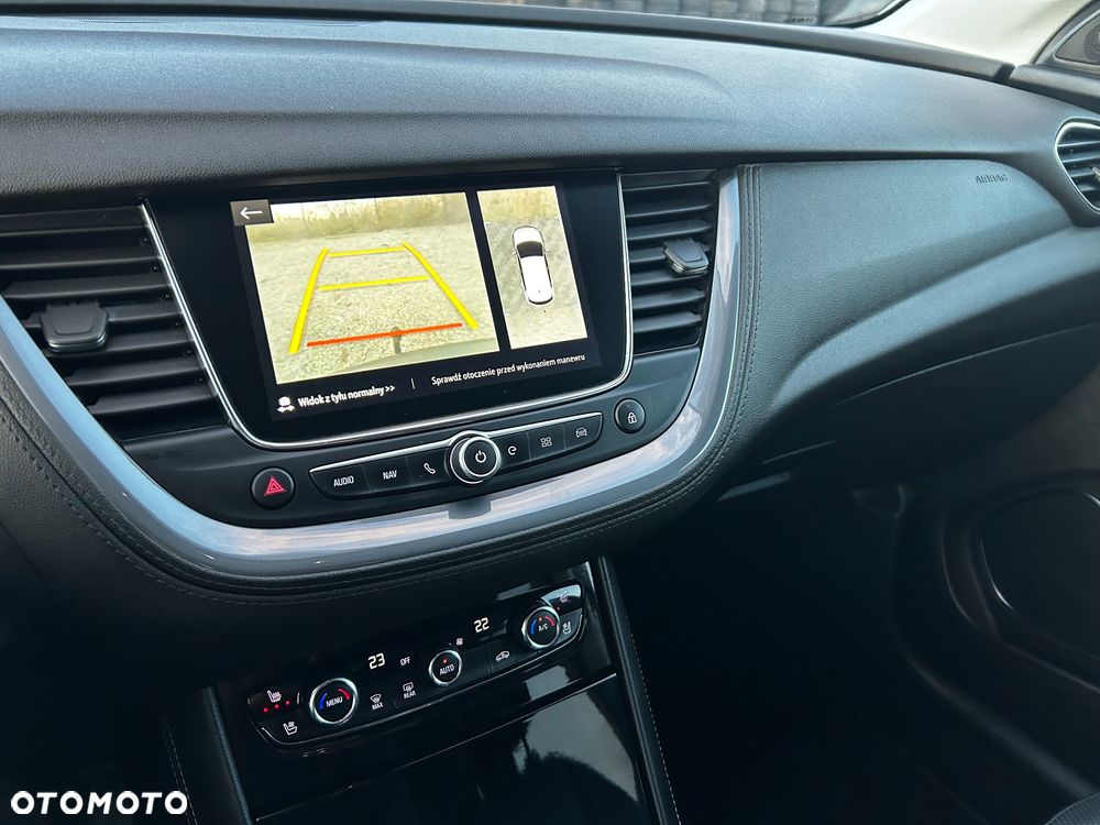 Opel Grandland X Plug-in-Hybrid4 1.6 DI Start/Stop Business INNOVATION - 26