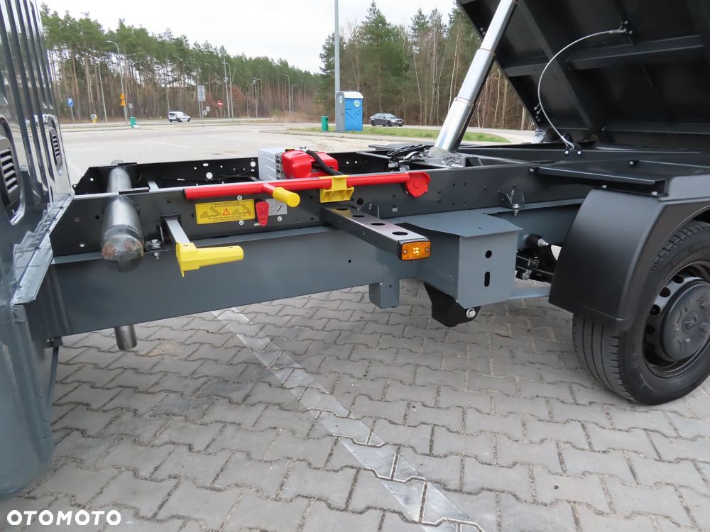Opel MOVANO 2.3 CDTi 163 KM Doka Dubel Brygadowy MIXTO Wywrotka Kiper Wywrot x 3 str. 3210 mm dł. Renomowanej Firmy SCATTOLINI 6-Cio Os.+ 814 Kg Ładowność 71 Tys Km Przeb. Stan Auta JAK NOWY GOTOWY DOSTĘPNY POLECAM - 9
