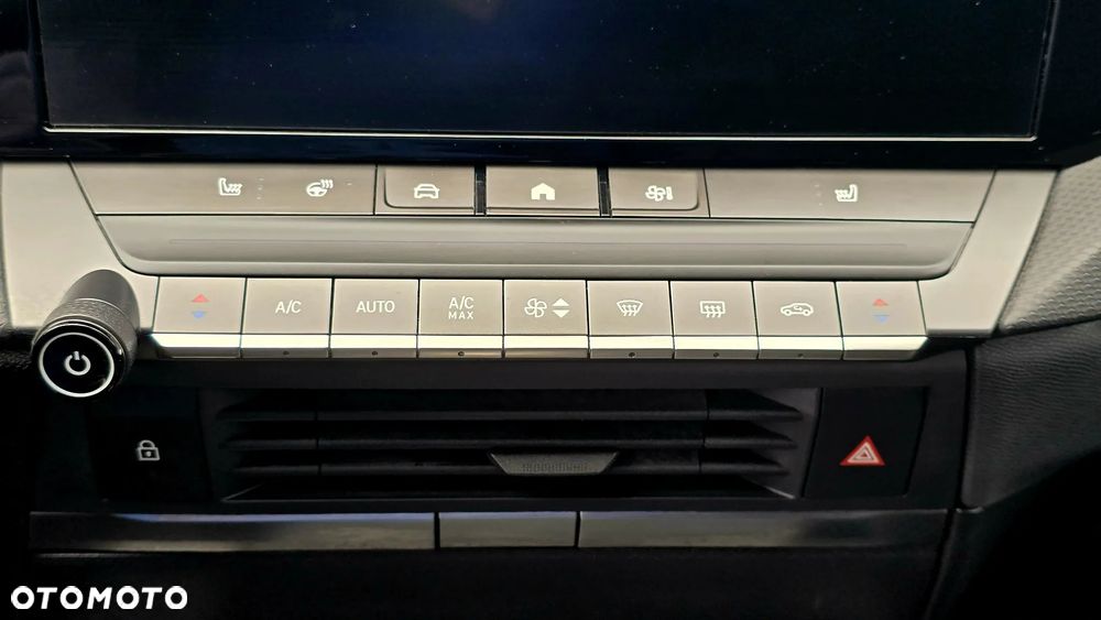 Opel Astra 1.6 T Plug-in Hybrid GS Line - 26