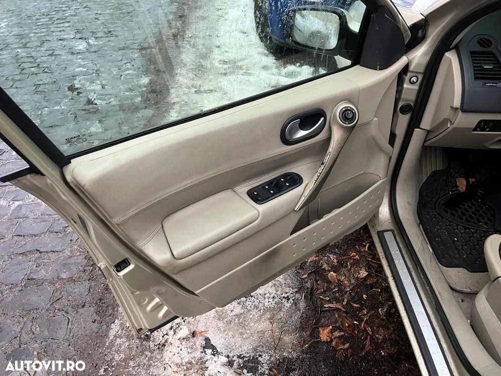 Dezmembrez Renault Megane II facelift bej auriu TED11 1,5 DCI Euro 4 2007 - 10