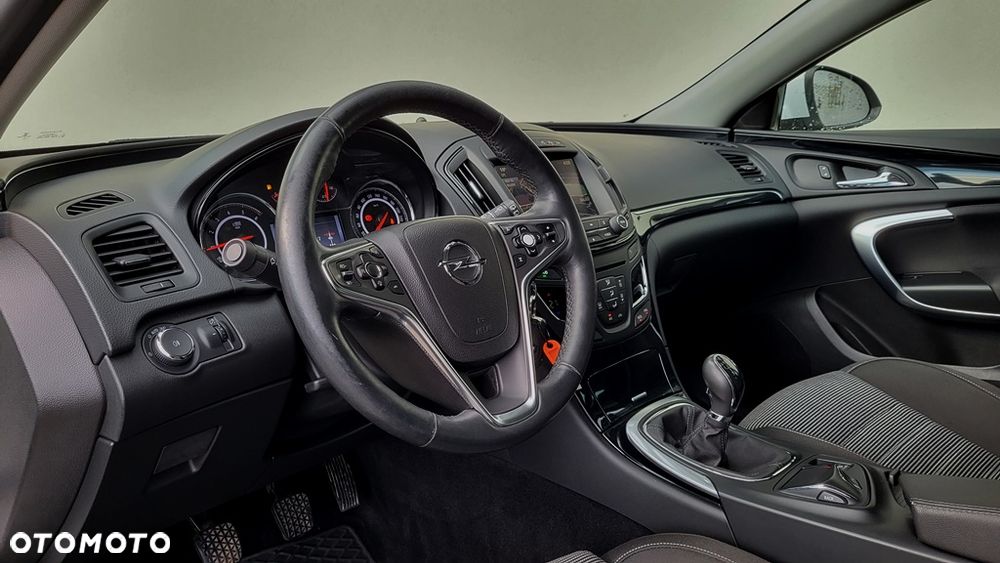 Opel Insignia 2.0 CDTI Cosmo 4x4 S&S - 23