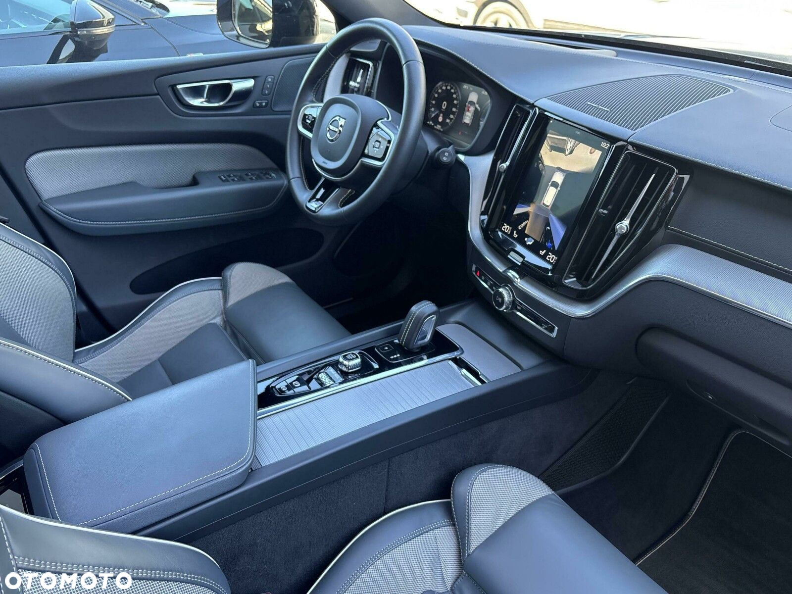 Volvo XC 60 - 35