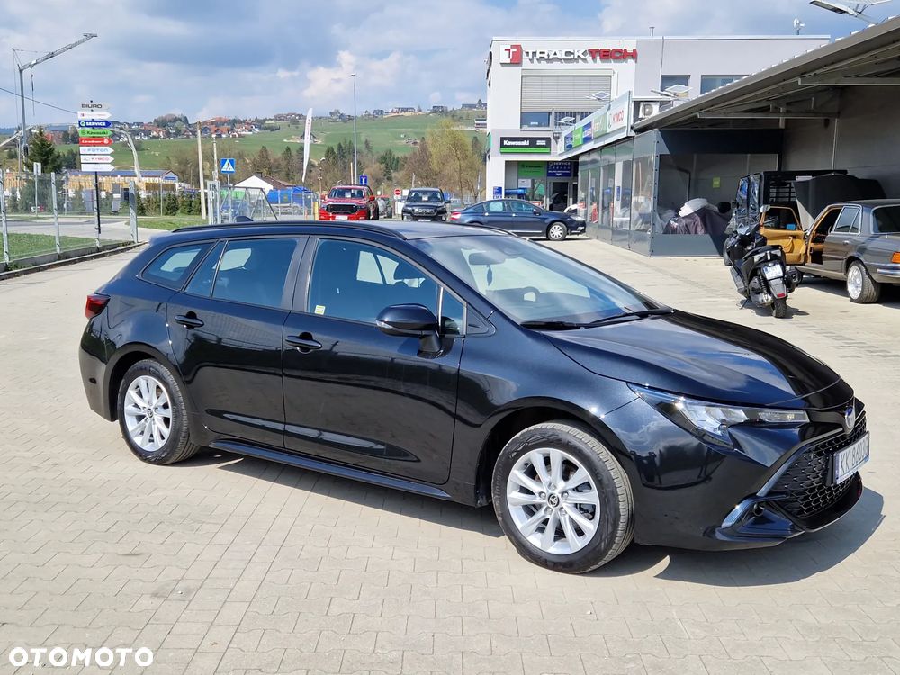 Toyota Corolla - 1