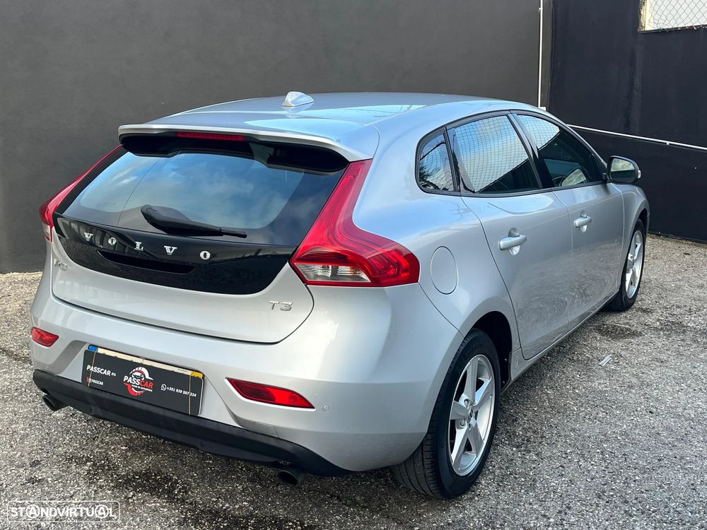 Volvo V40 1.5 T3 Sport Edition Geartronic - 4