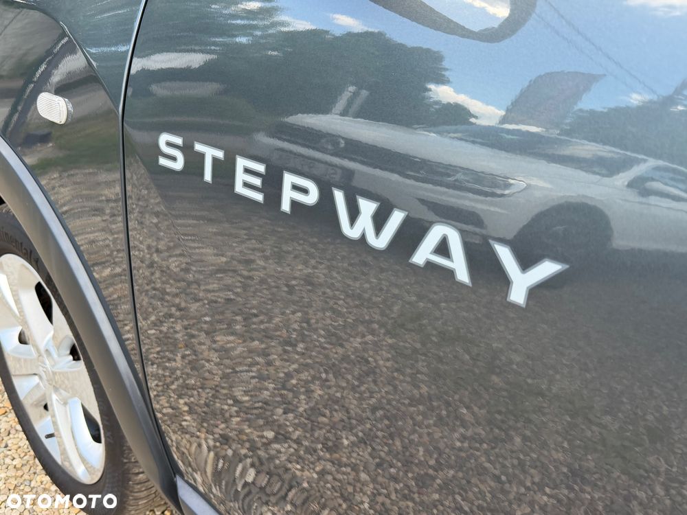 Dacia Lodgy TCe 115 Stepway - 16