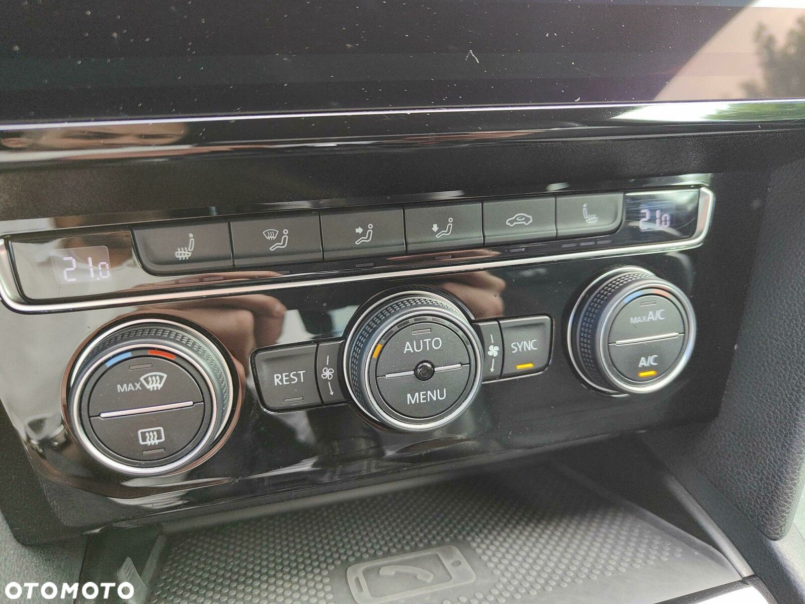 Volkswagen Arteon 2.0 TSI R-Line DSG - 27