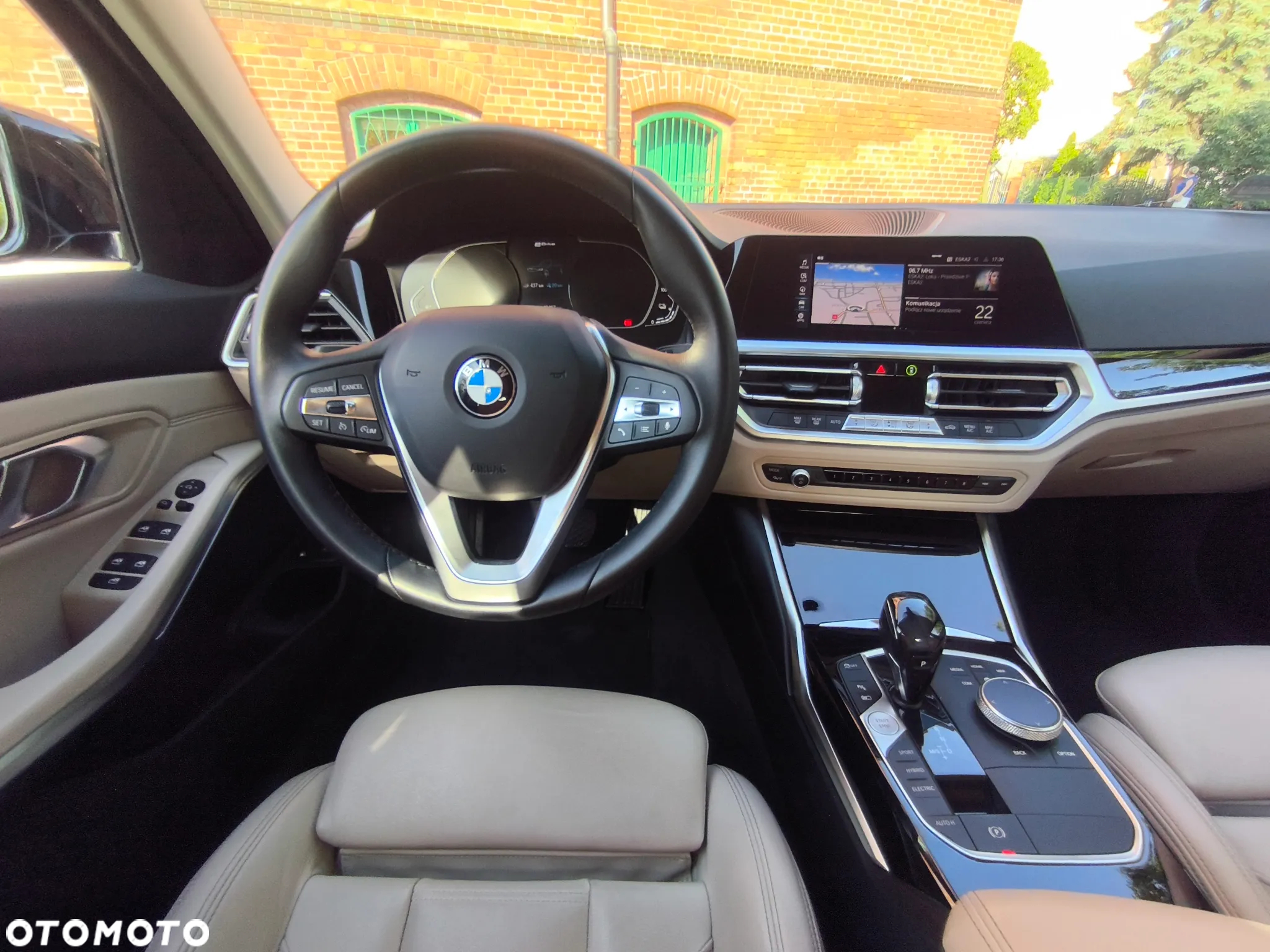 BMW Seria 3 330e - 22