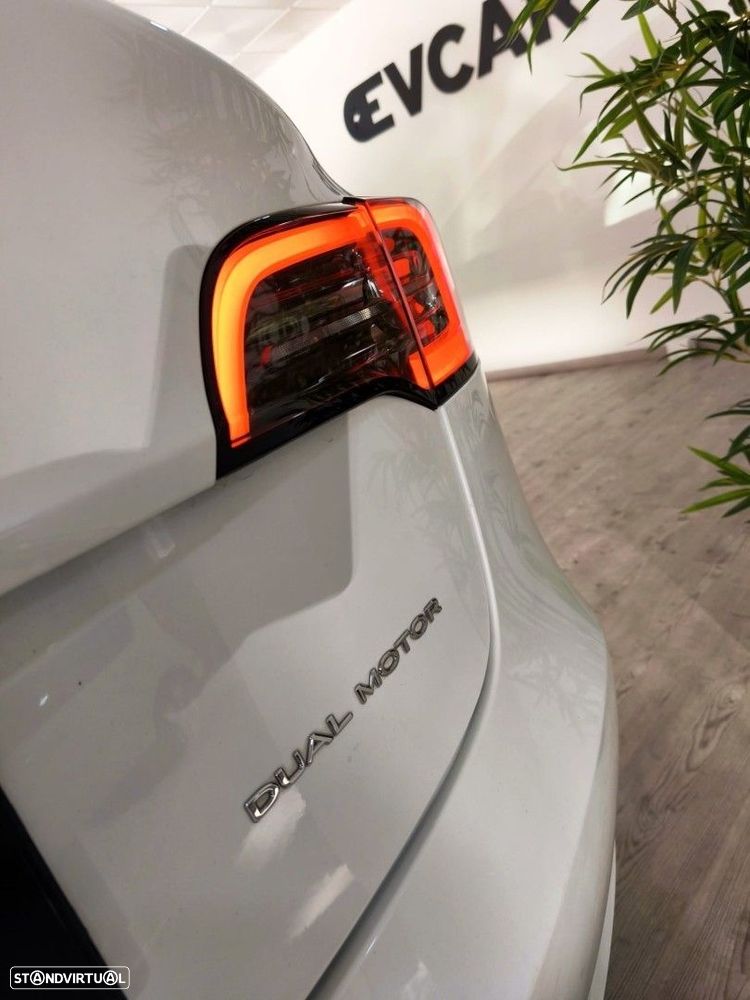 Tesla Model 3 Long Range Tração Integral - 26