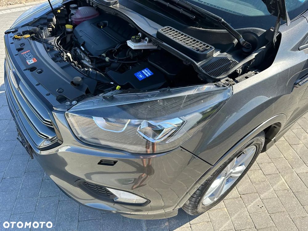 Ford Kuga 1.5 EcoBoost 2x4 ST-Line - 7