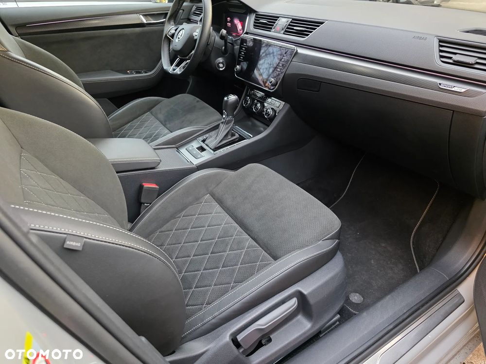 Skoda Superb 2.0 TSI Sportline DSG - 18
