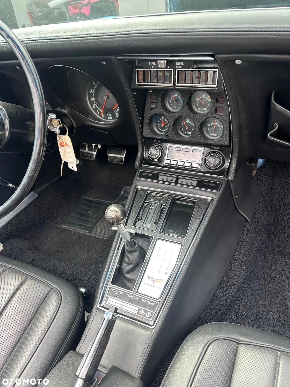 Chevrolet Corvette - 9