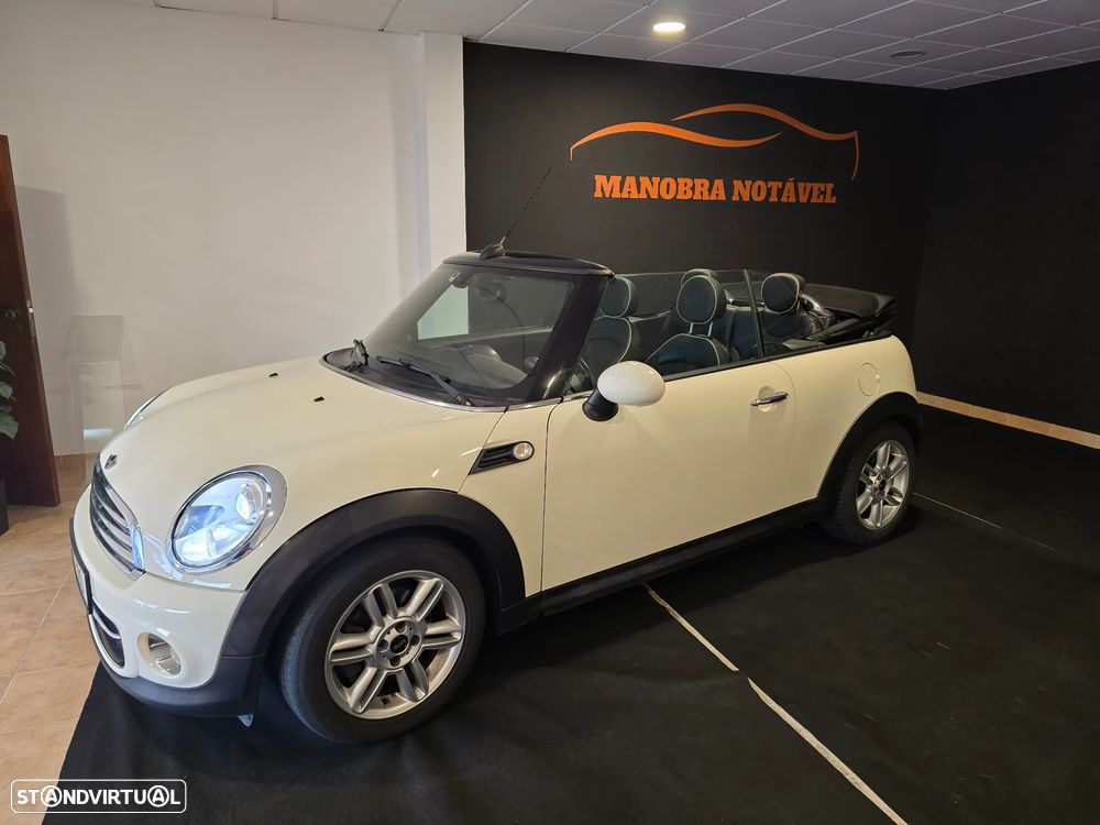 MINI Cabrio Cooper D - 2