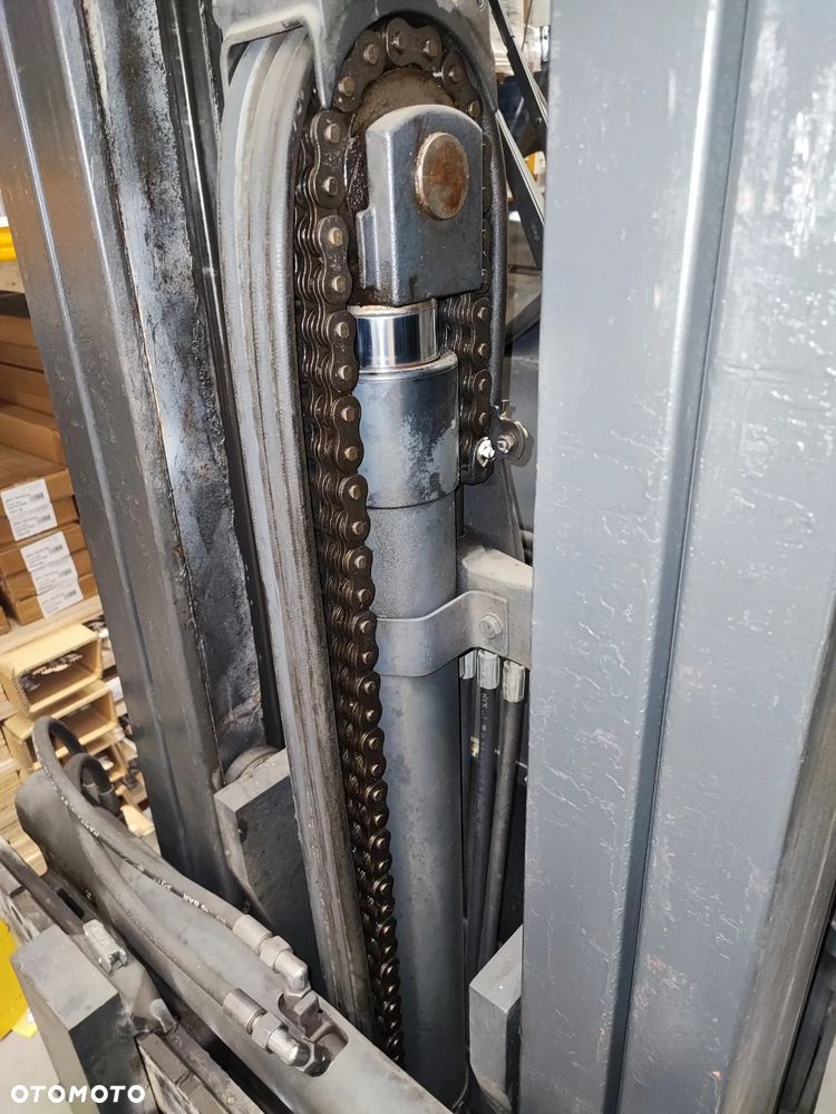 Linde E30 - 11