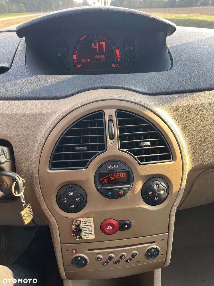 Renault Modus 1.5 dCi Dynamique - 8
