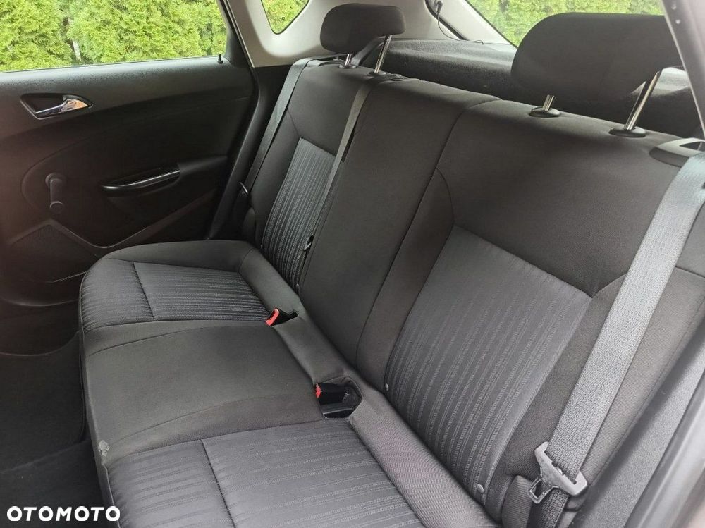 Opel Astra - 14