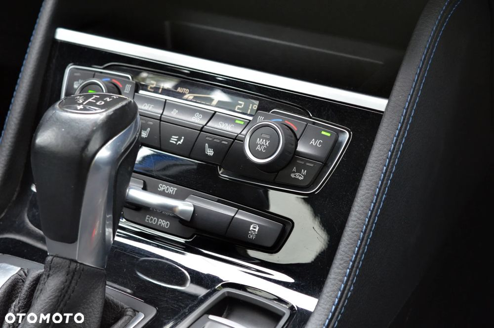 BMW Seria 2 218d GT M Sport - 27