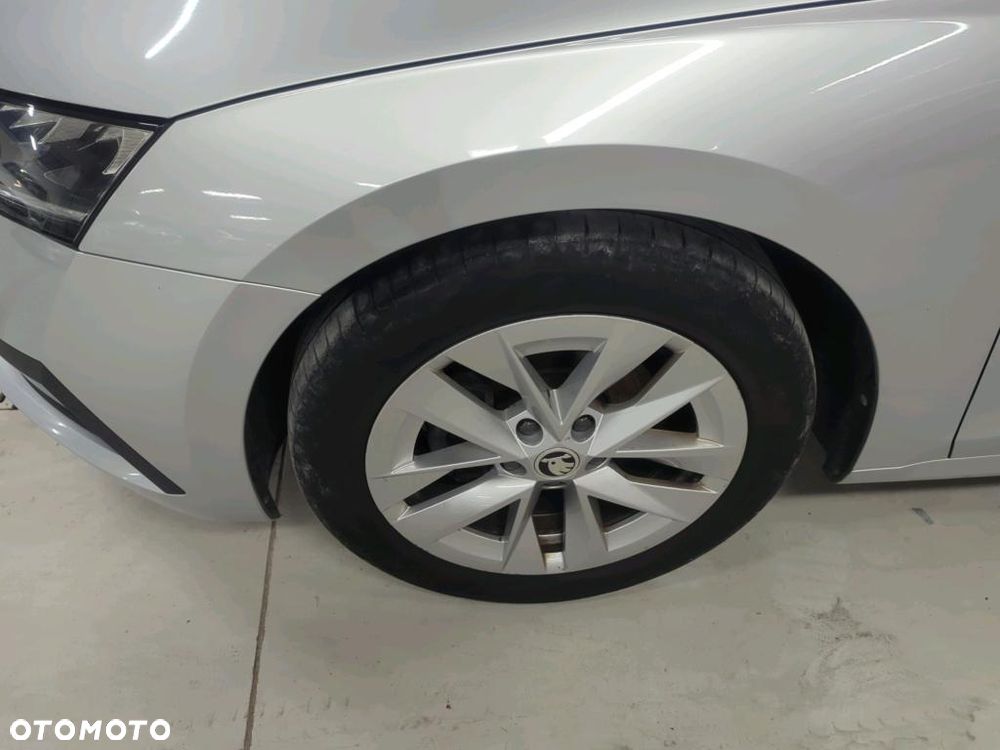 Skoda Octavia 1.5 TSI ACT Ambition - 5