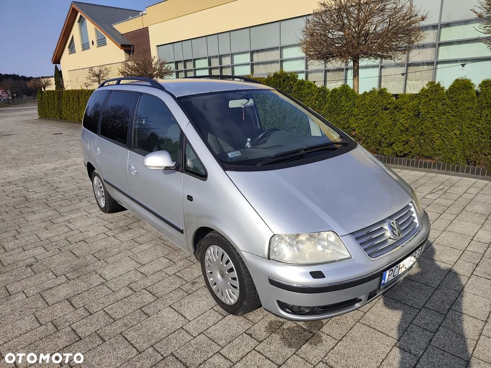 Volkswagen Sharan 1.9 TDI Basis - 1