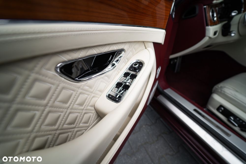 Bentley Inny - 22