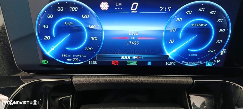 Mercedes-Benz EQA 250+ Progressive - 15