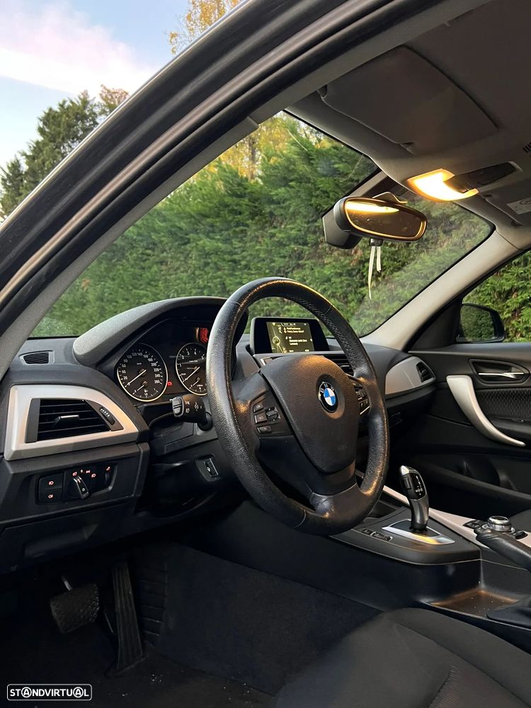 BMW 120 i Aut. Advantage - 9
