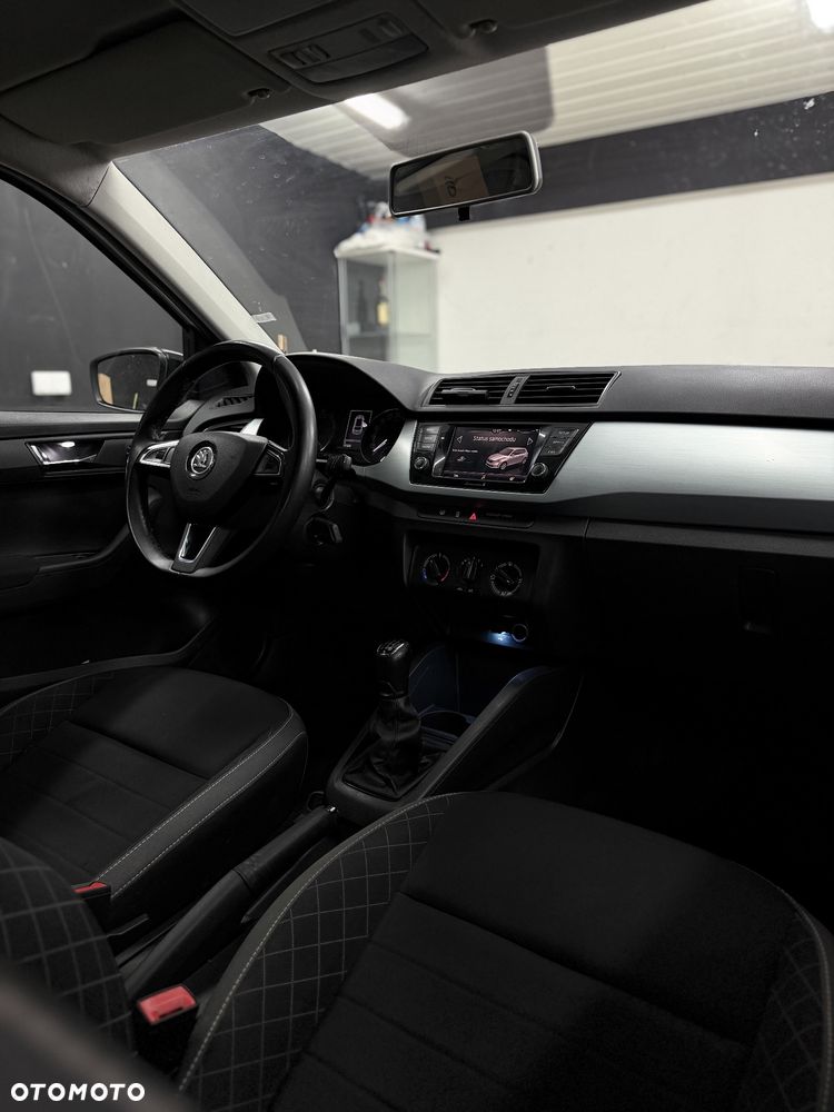 Skoda Fabia 1.0 Ambition - 11
