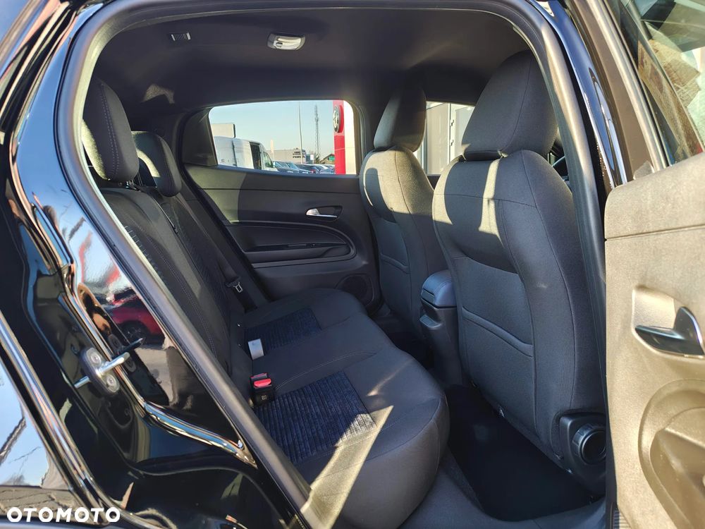 Alfa Romeo Junior 1.2 mHEV Ibrida eDCT - 12