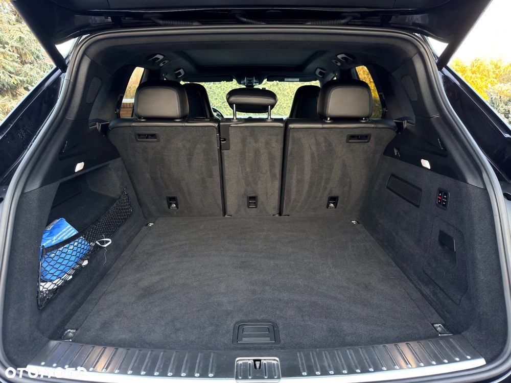 Porsche Cayenne - 29