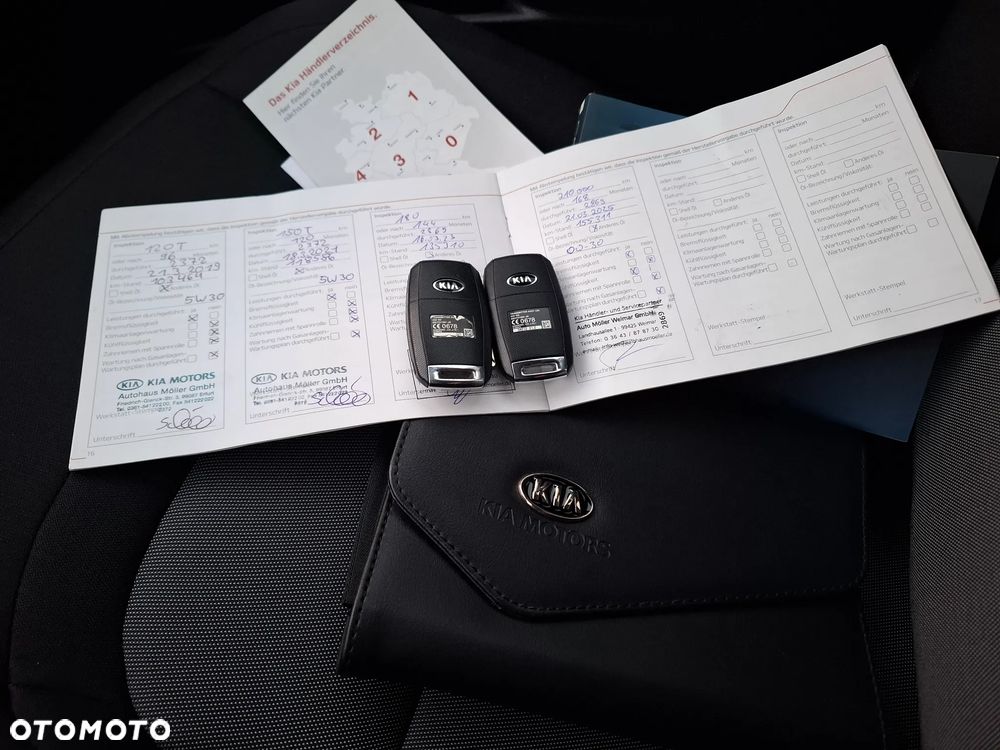 Kia Ceed - 27