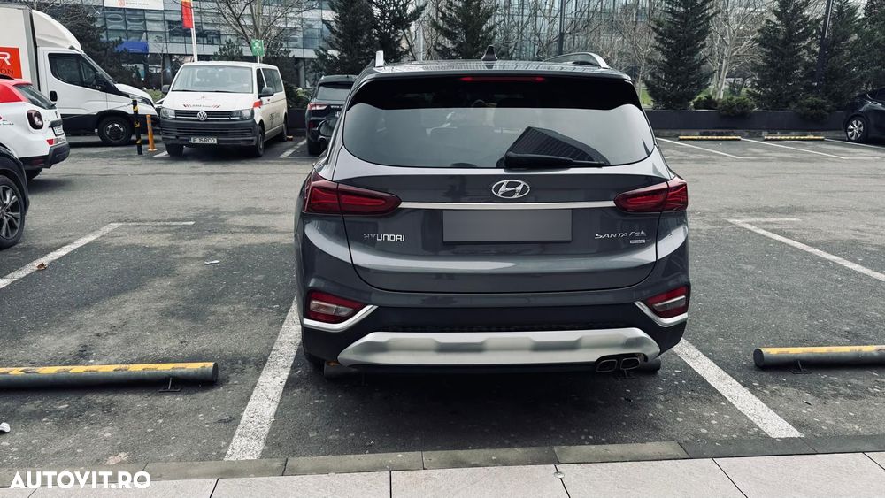 Hyundai Santa Fe 2.2 CRDi 4WD 8AT Luxury - 3