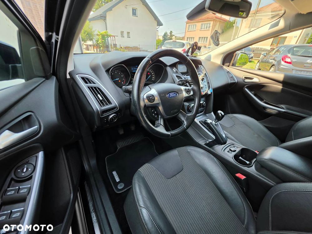 Ford Focus 1.6 EcoBoost Titanium - 9