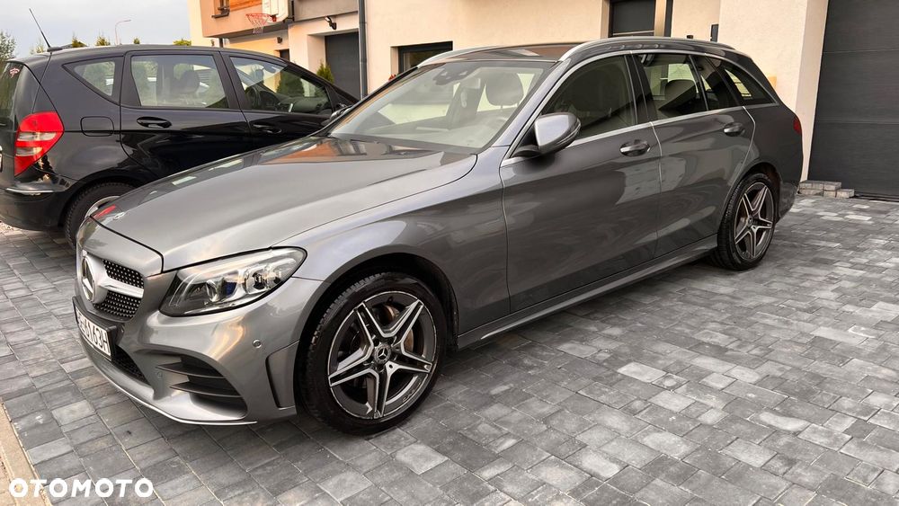 Mercedes-Benz Klasa C 220 d 4Matic 9G-TRONIC AMG Line - 3