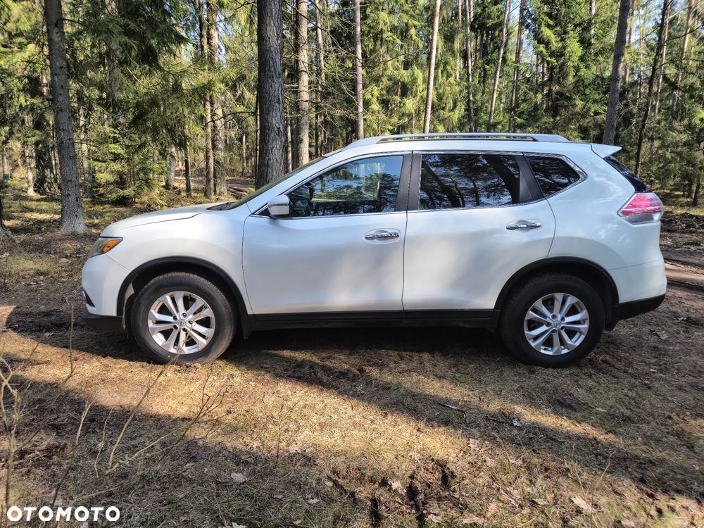 Nissan Rogue - 1