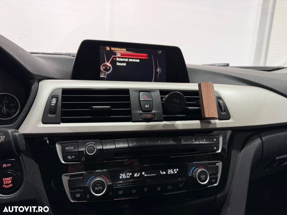 BMW Seria 3 320d Efficient Dynamic Edition Aut. - 12