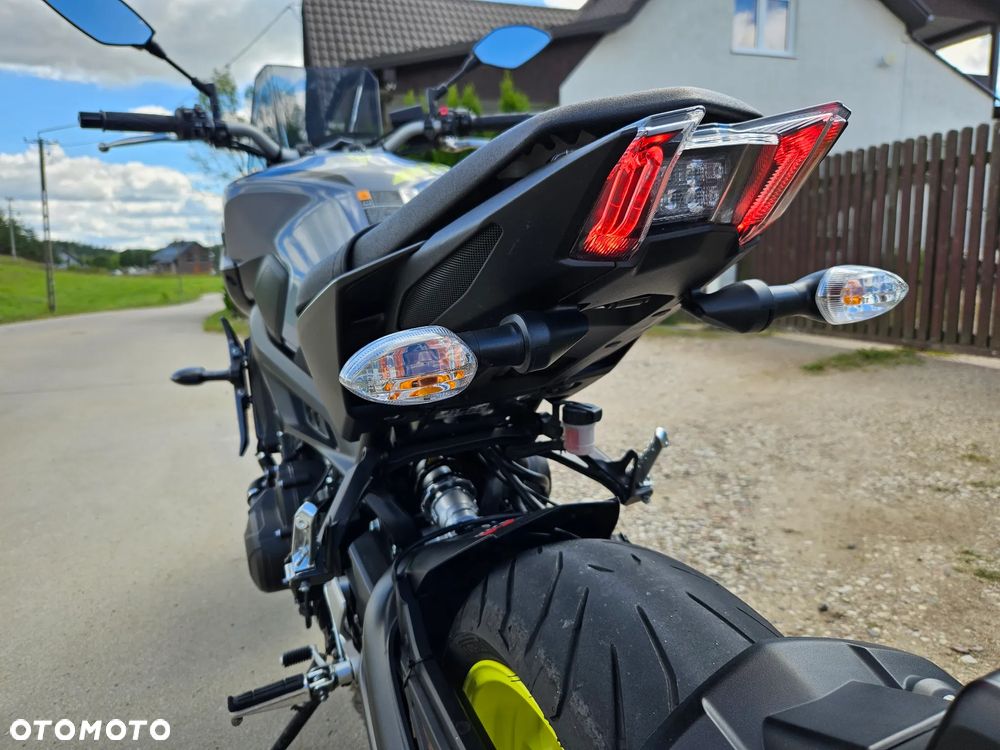 Yamaha MT - 37