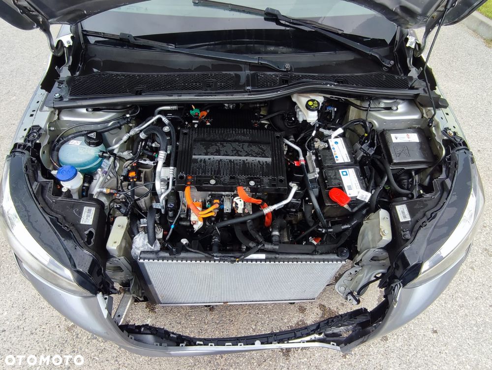 Peugeot 208 Elektromotor 136 Business - 17