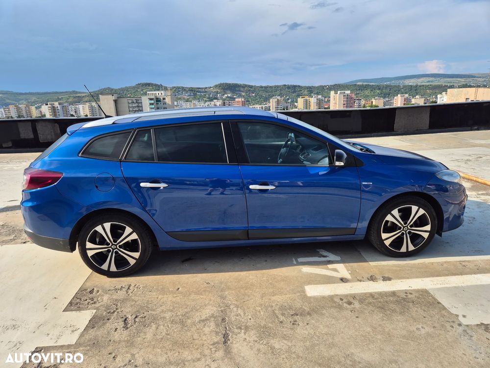 Renault Megane ENERGY dCi 110 Start & Stop Bose Edition - 4