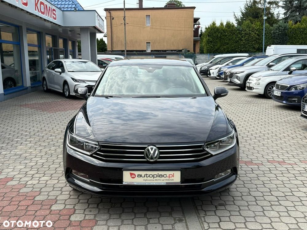 Volkswagen Passat - 3