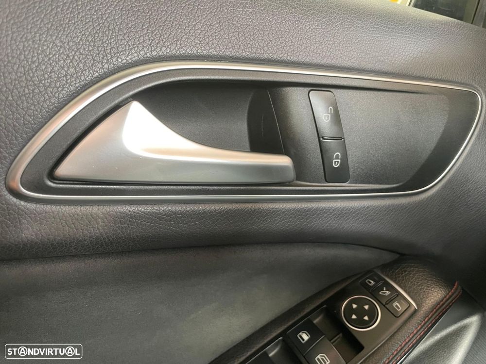 Mercedes-Benz A 200 AMG Line - 14